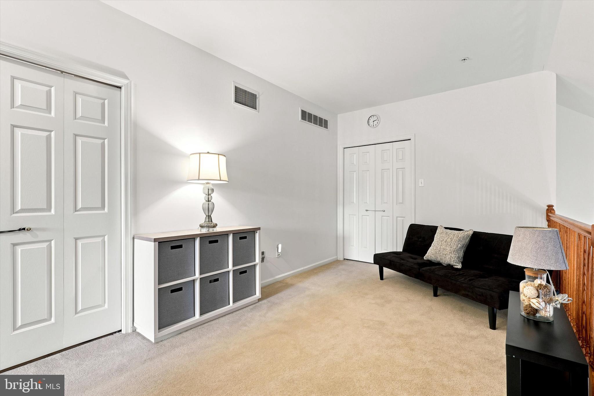 TURNBERRY - Residential