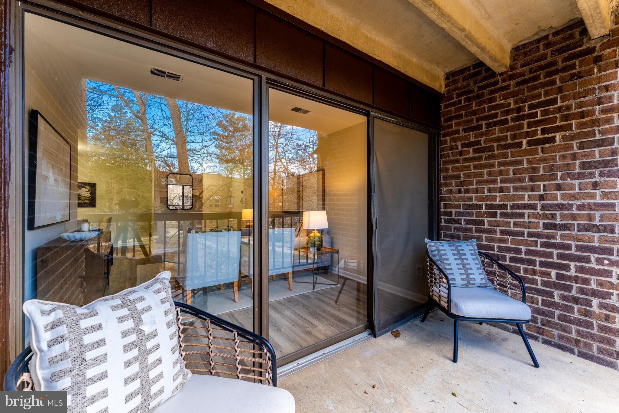 CHESTNUT GROVE - Residential Lease
