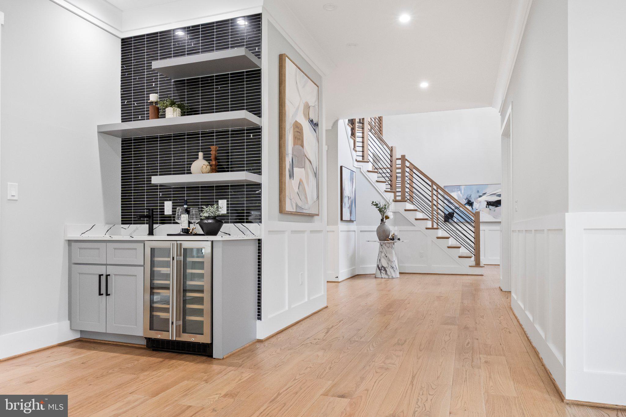 CHALET WOODS - Residential
