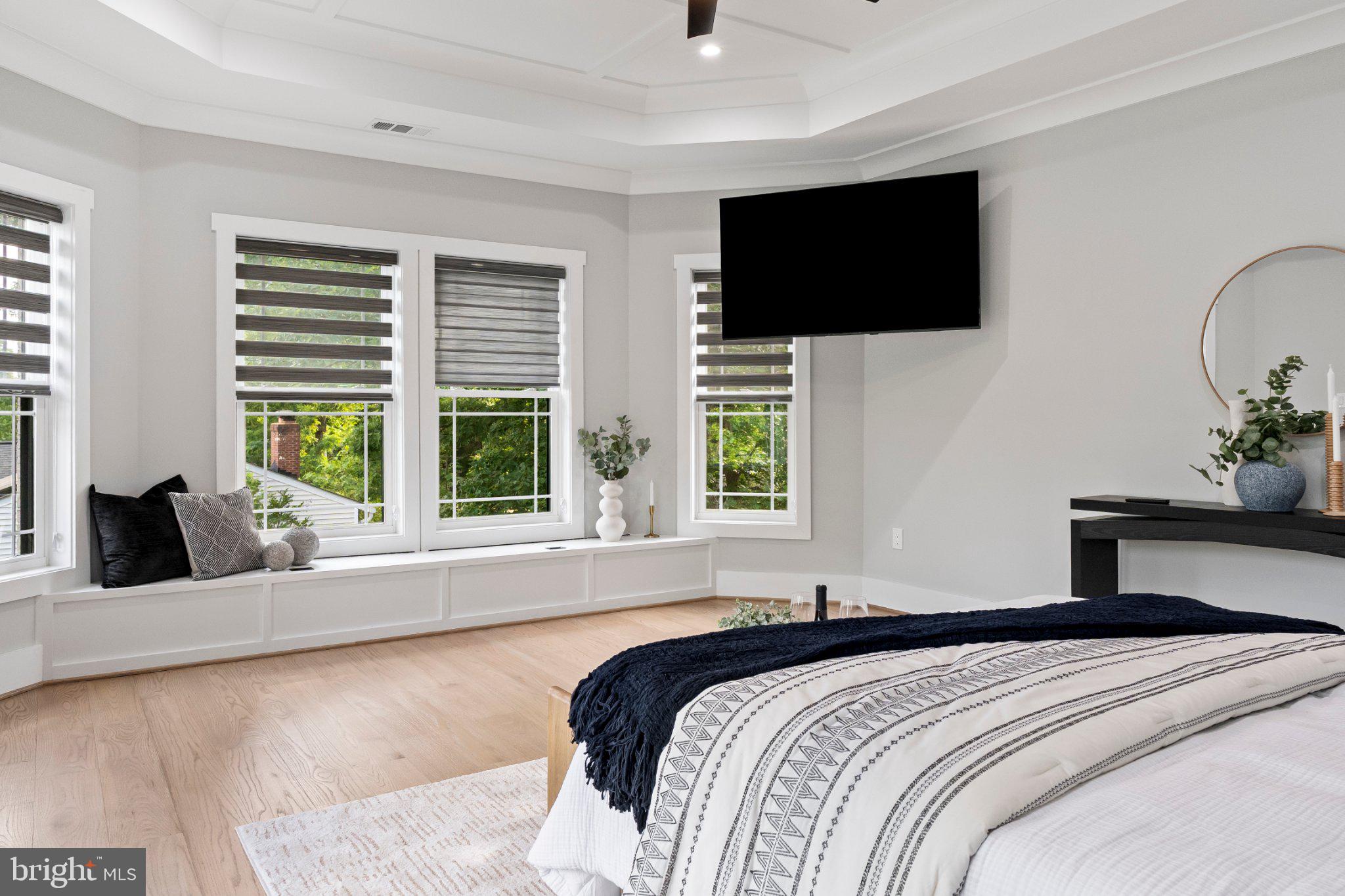 CHALET WOODS - Residential