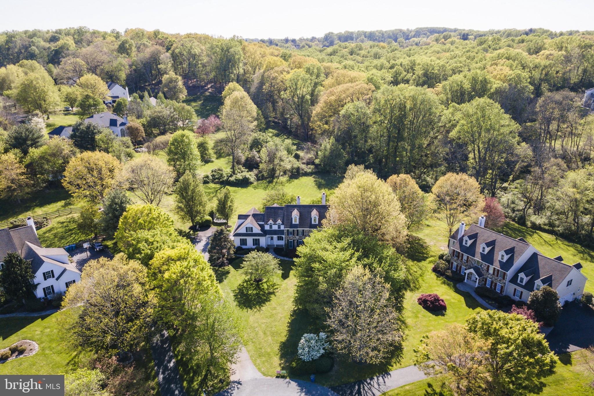 HILLHURST - Residential