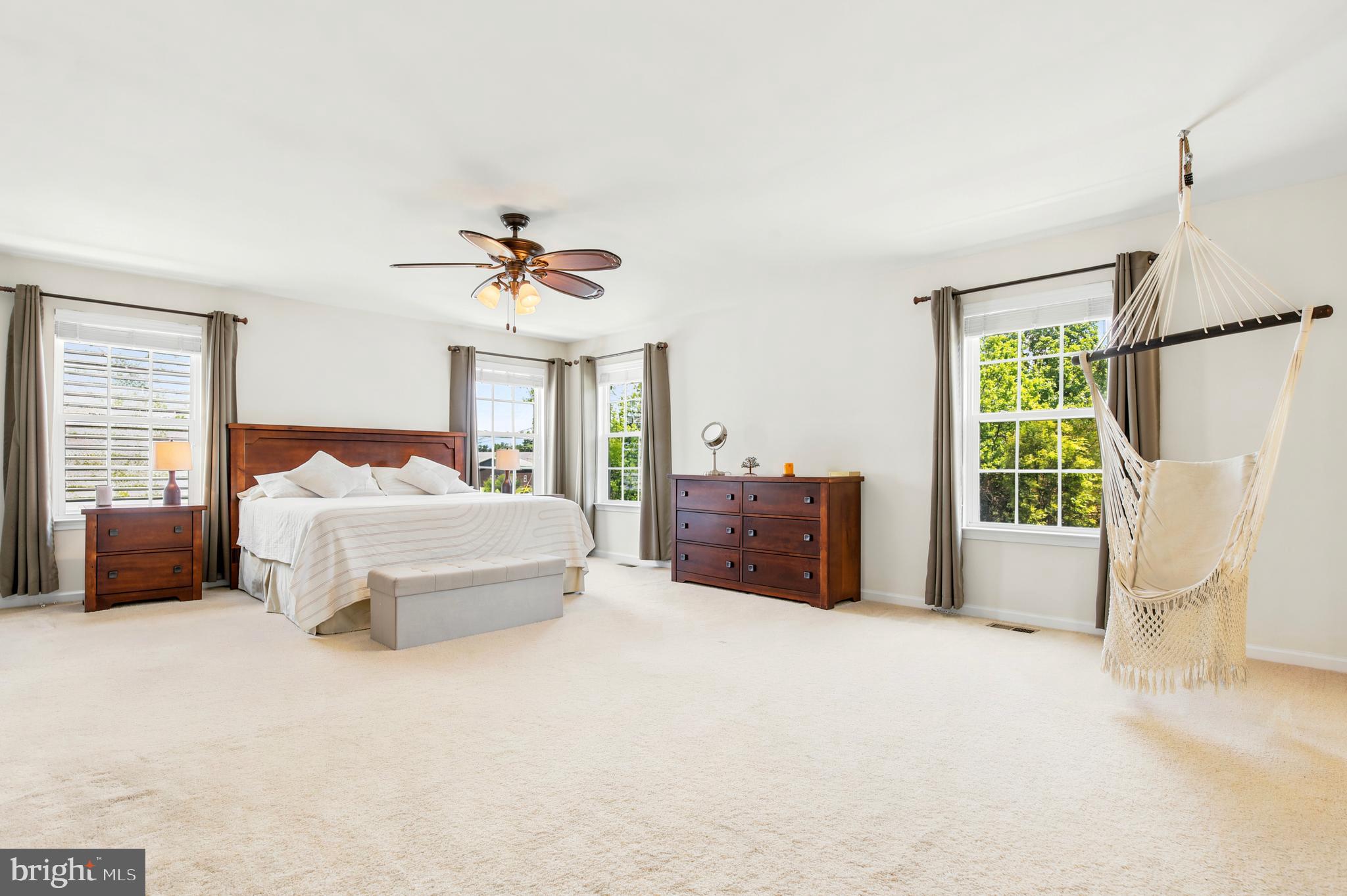 HANOVER WOODS - Residential