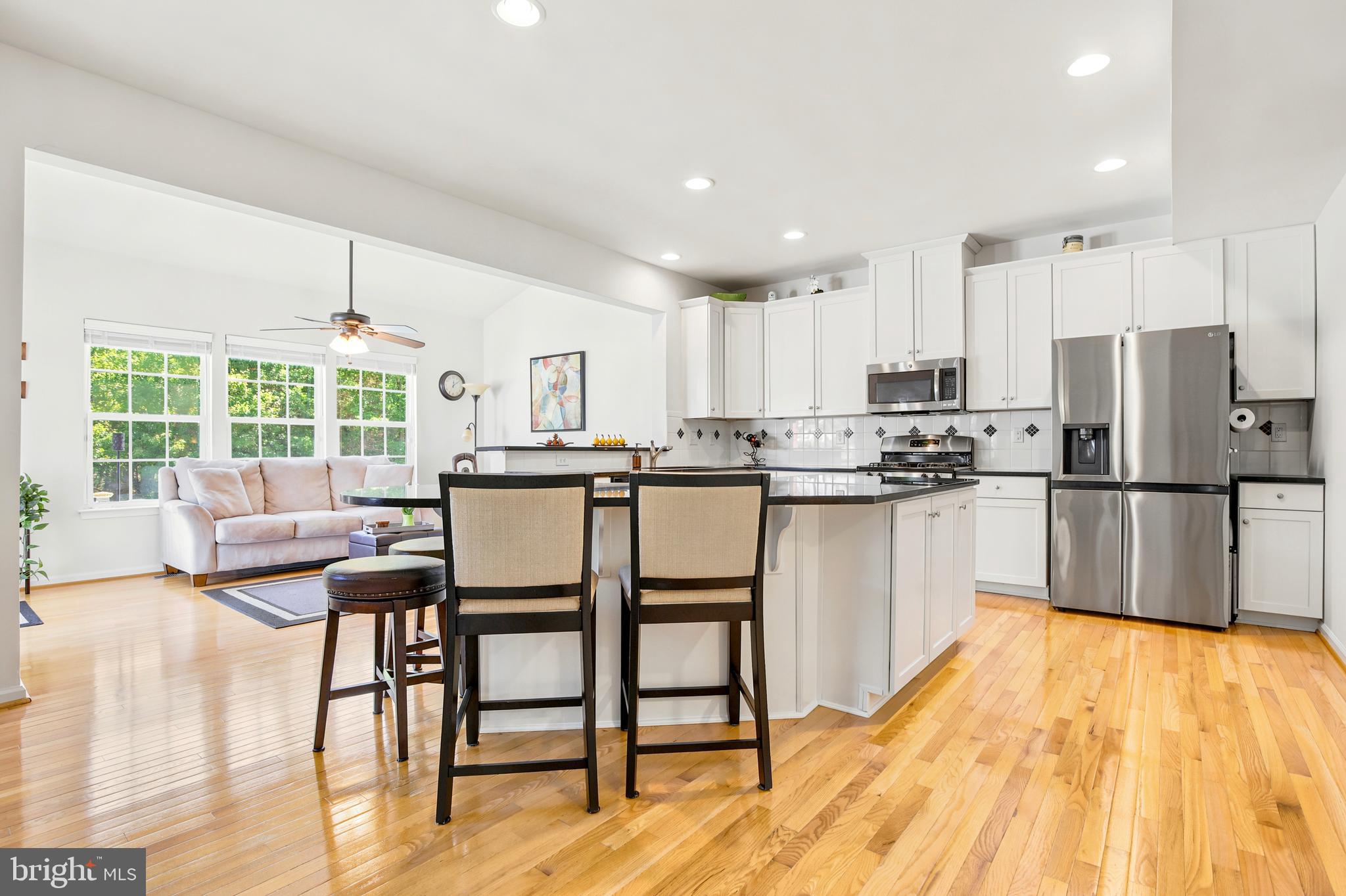 HANOVER WOODS - Residential