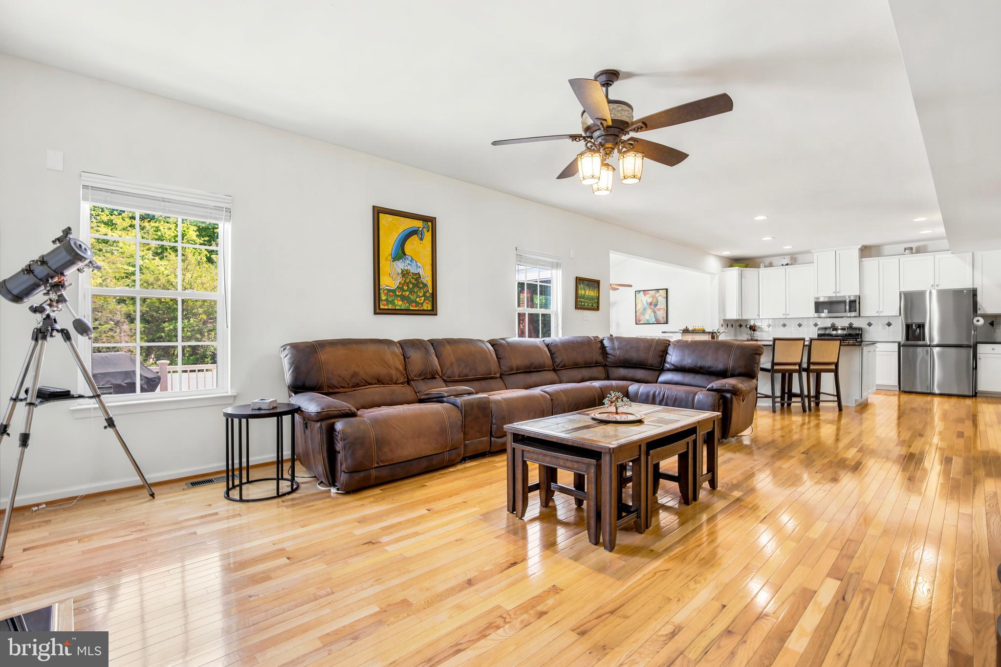 HANOVER WOODS - Residential