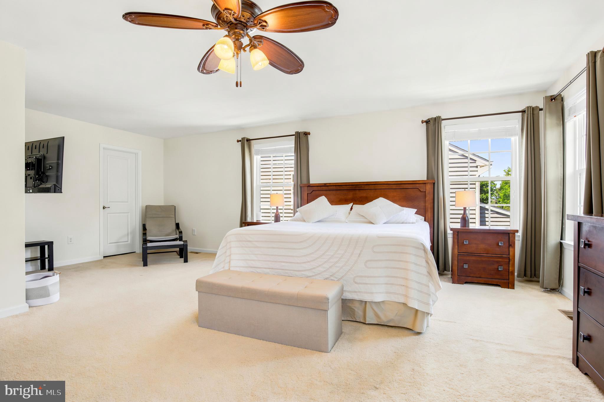 HANOVER WOODS - Residential