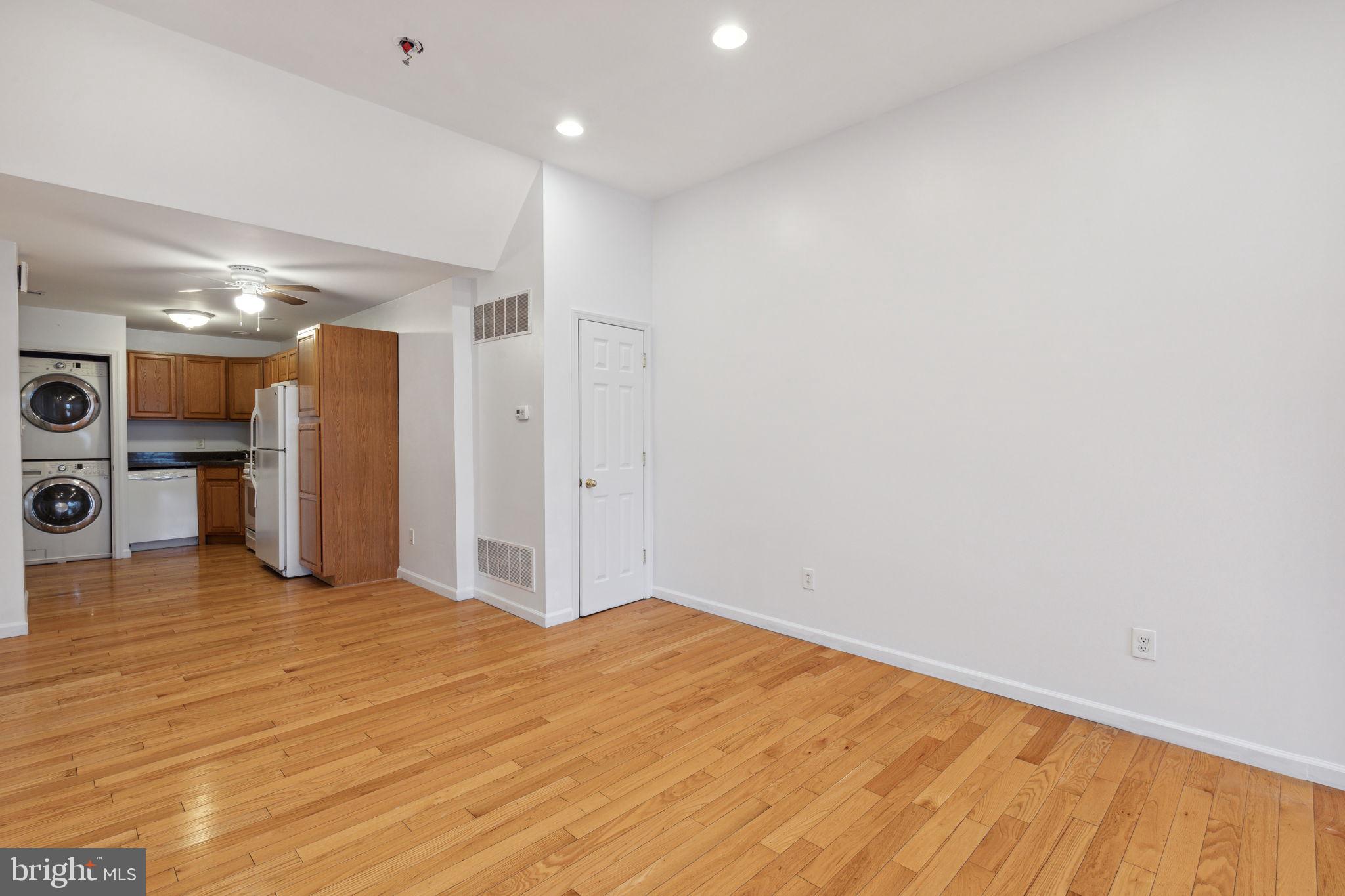 WEST PASSYUNK - Residential Lease