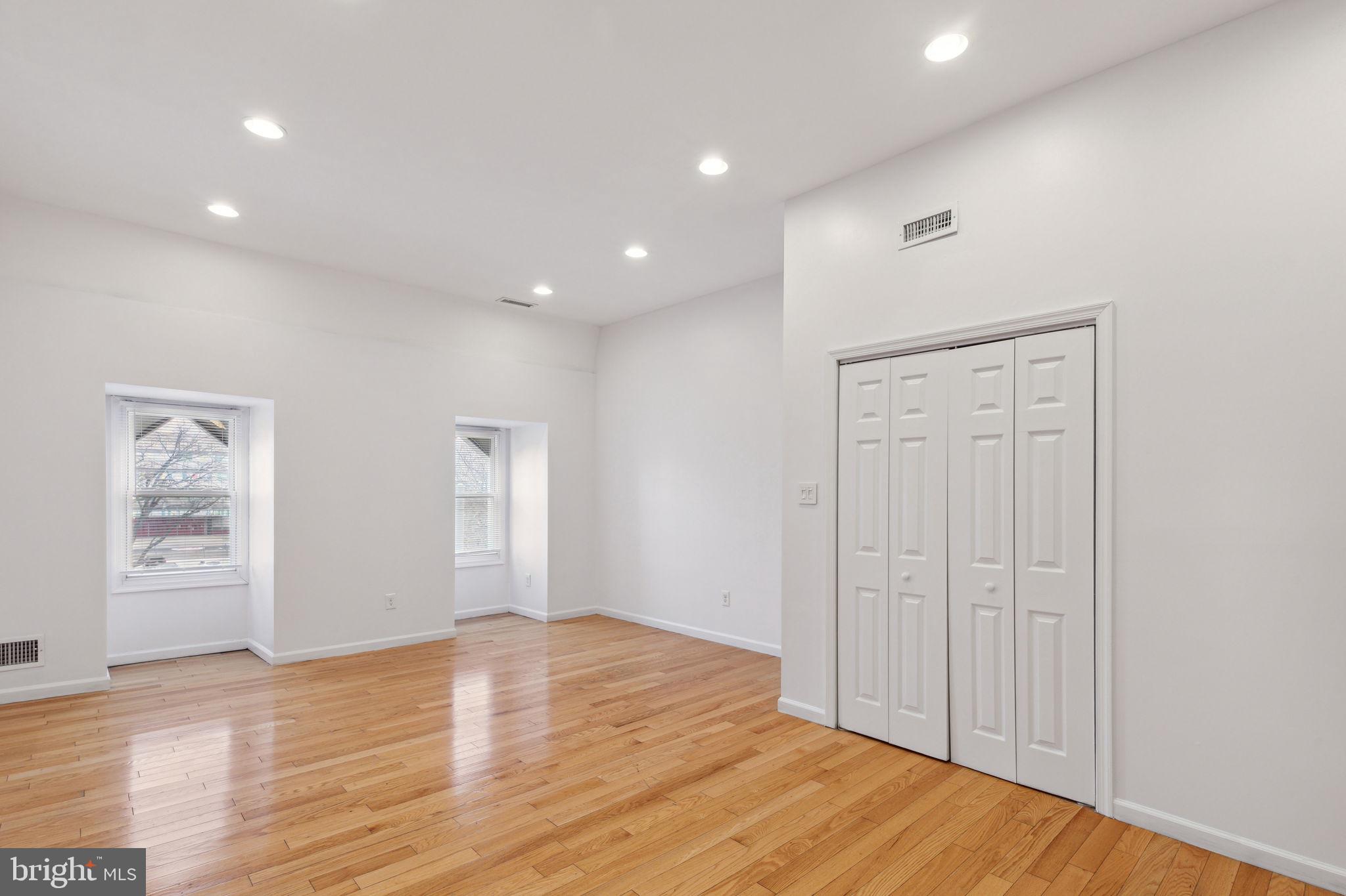 WEST PASSYUNK - Residential Lease