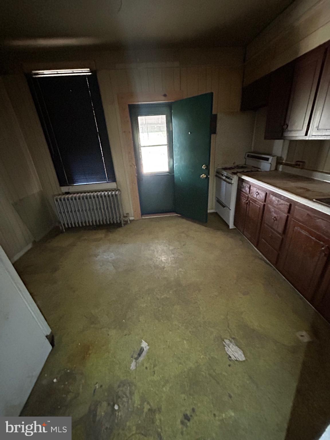 BIDDLE STREET - Residential