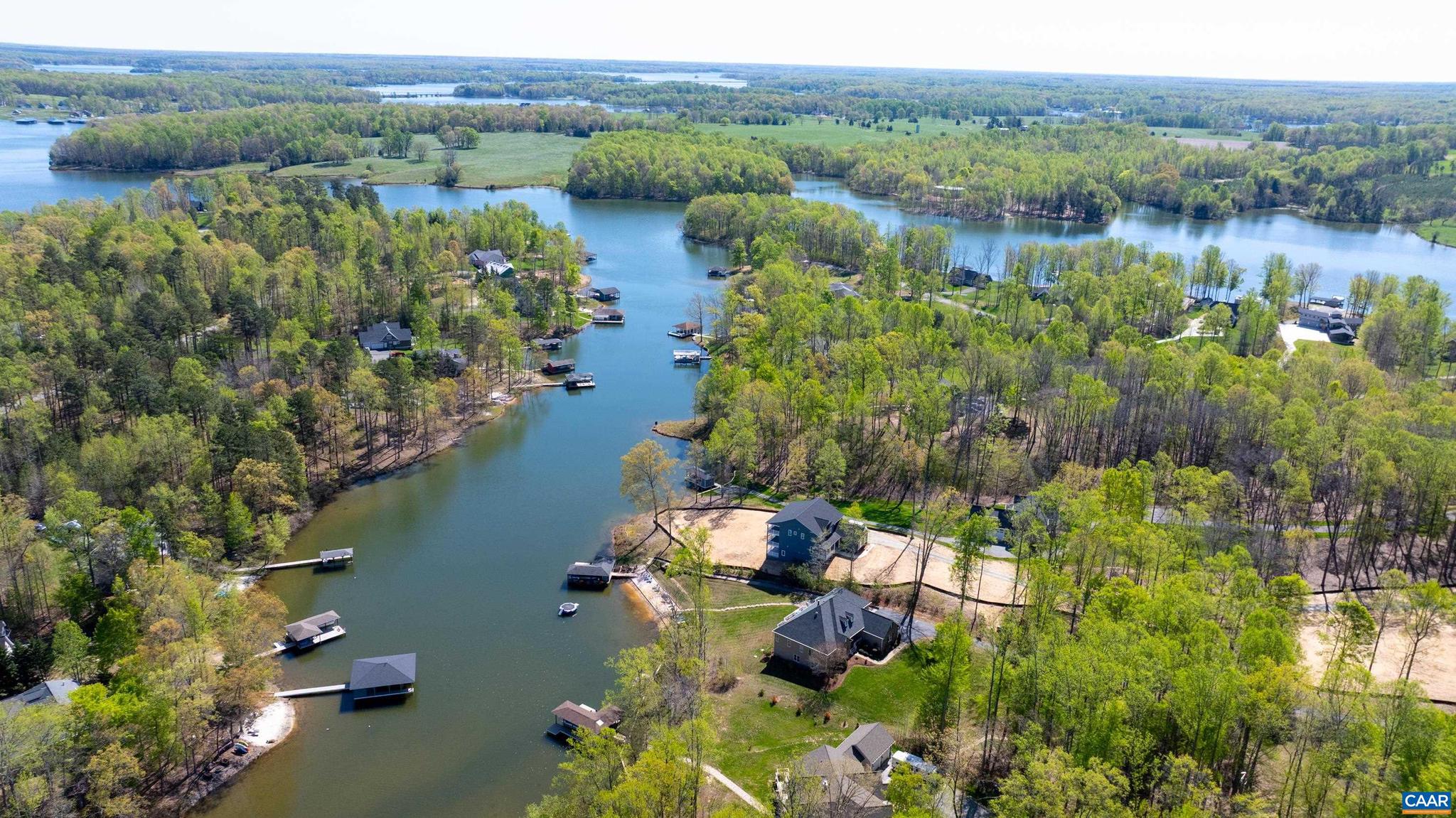 THE WATERS AT LAKE ANNA - Residential