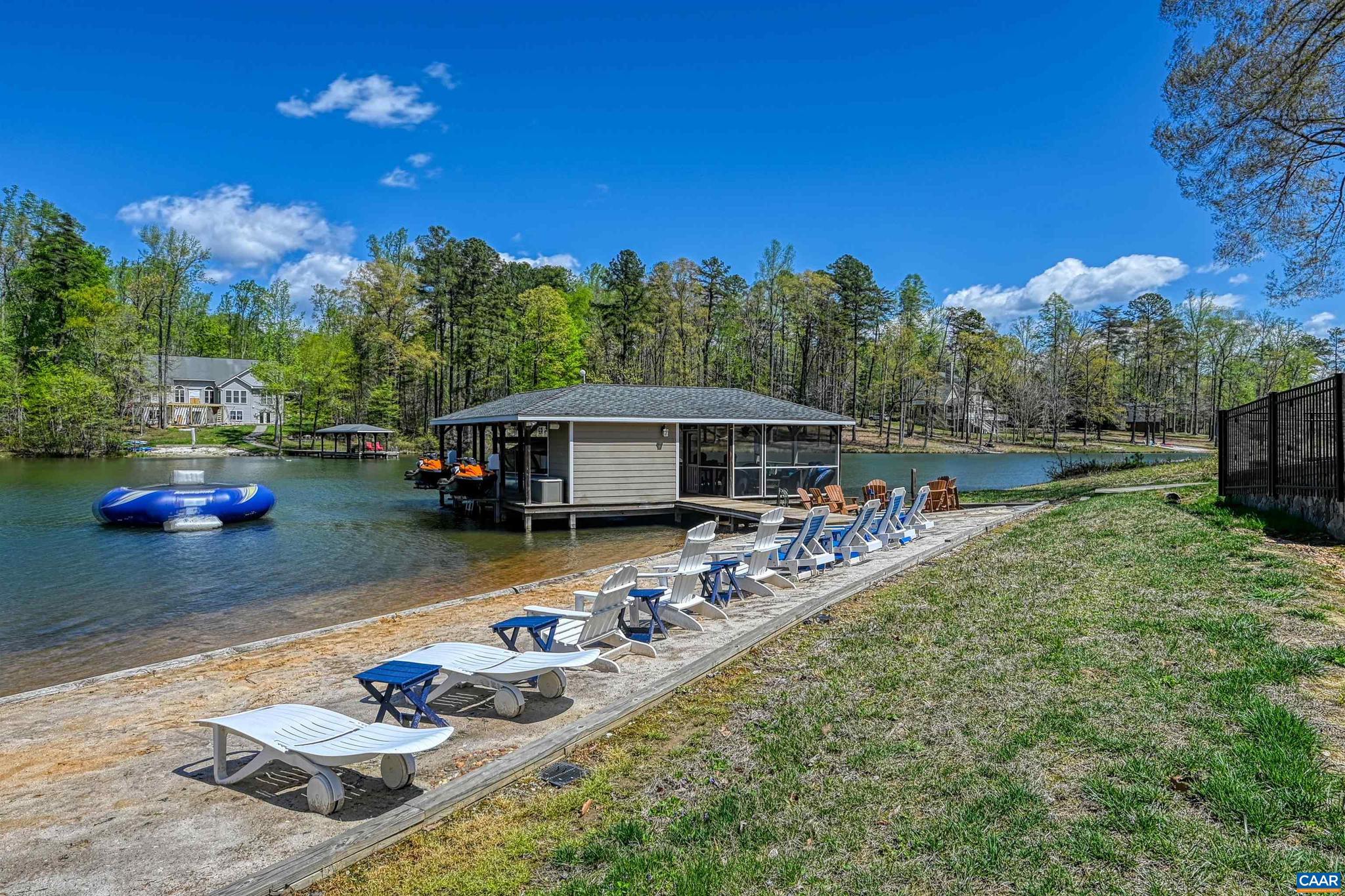 THE WATERS AT LAKE ANNA - Residential