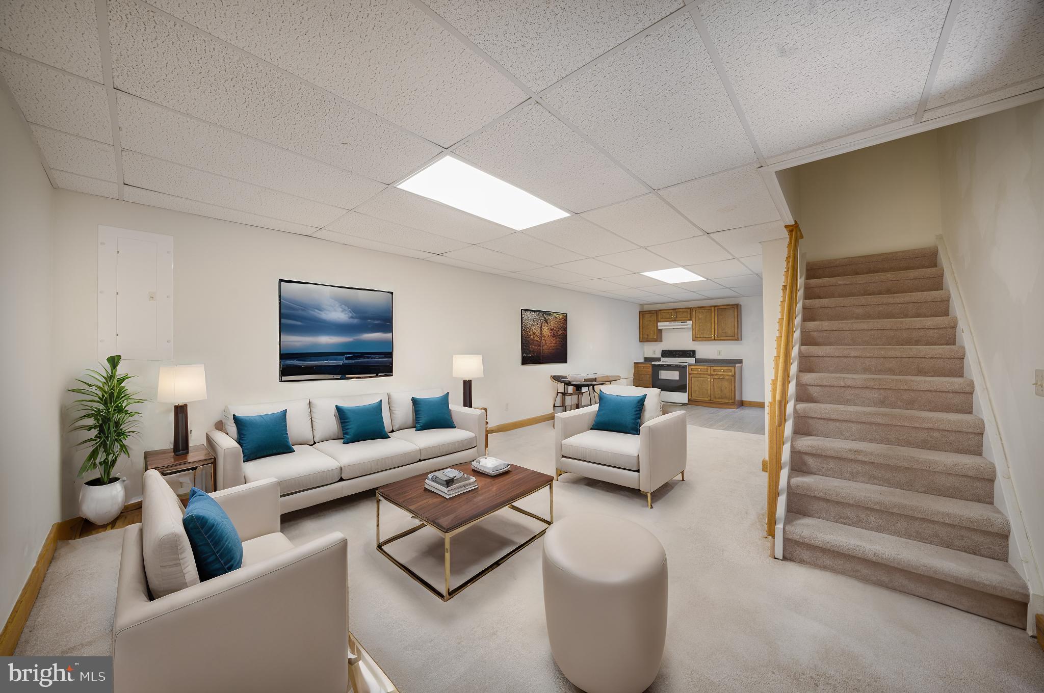 NORTH END - Residential