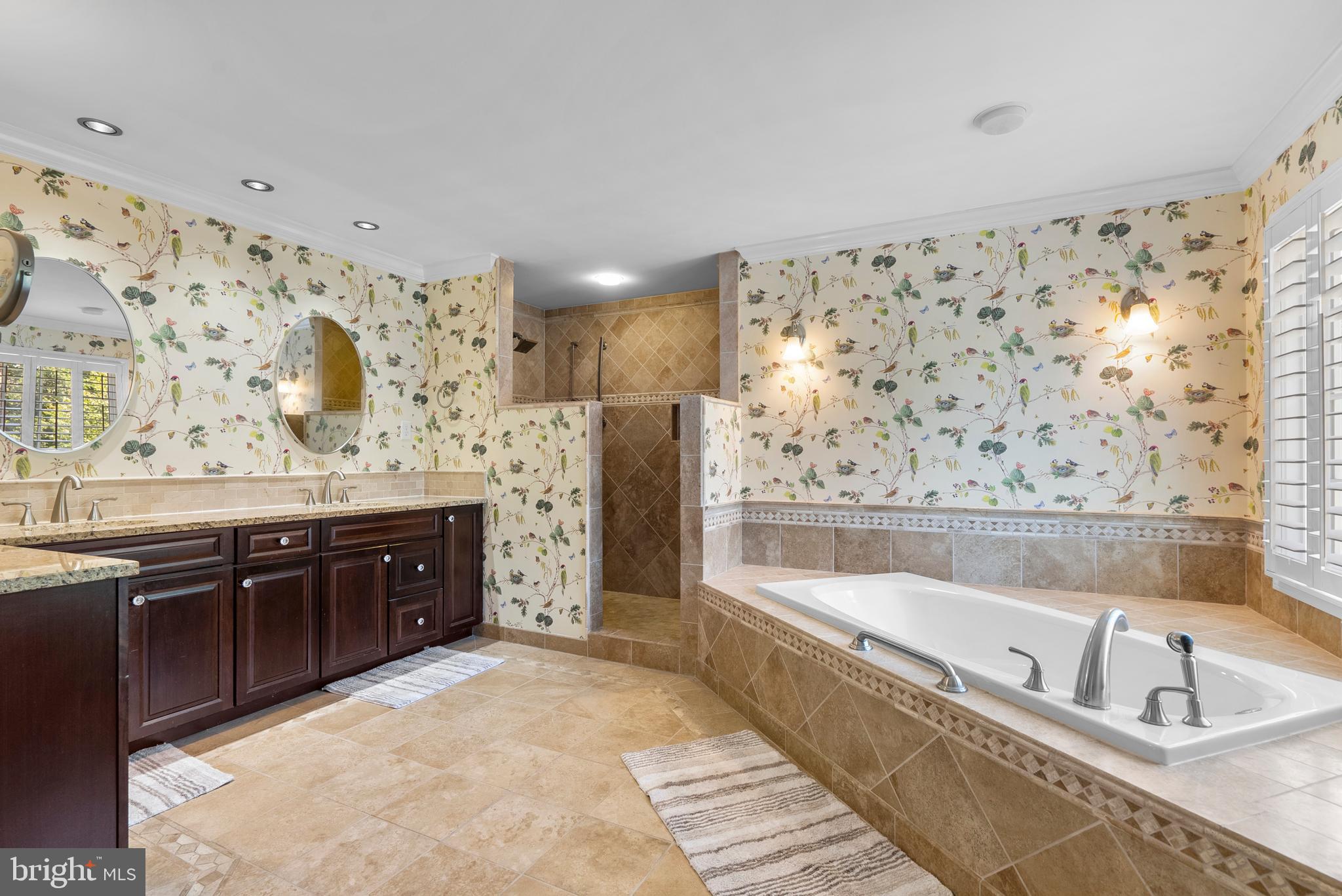 KENTLANDS - Residential