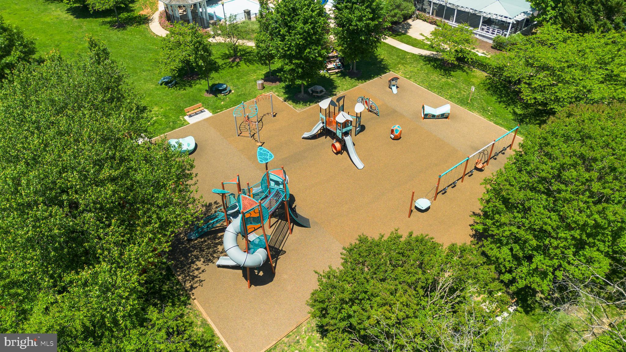 KENTLANDS - Residential