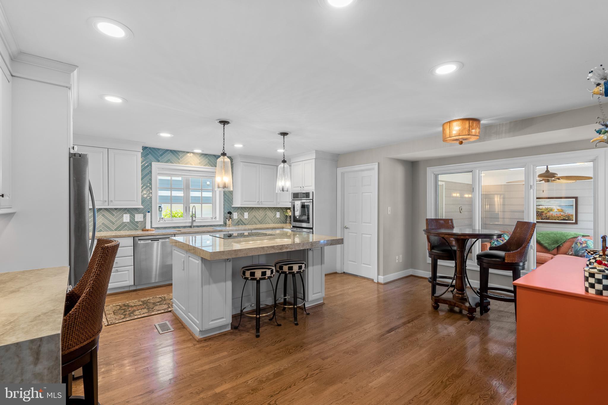 KENTLANDS - Residential