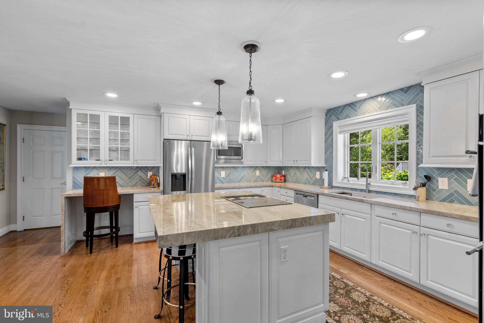 KENTLANDS - Residential