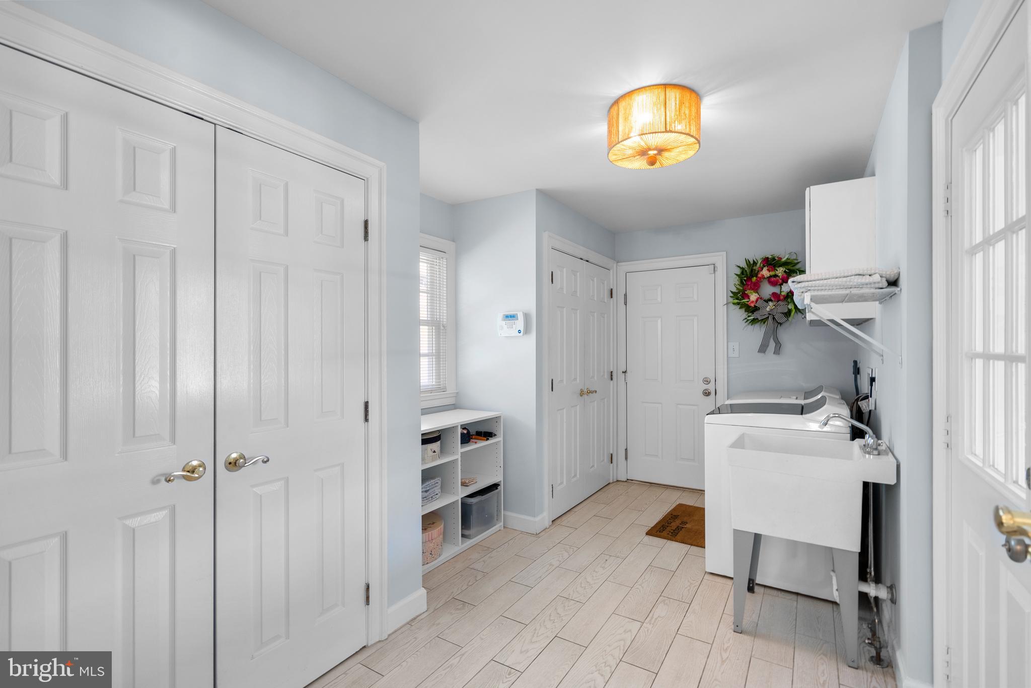 KENTLANDS - Residential