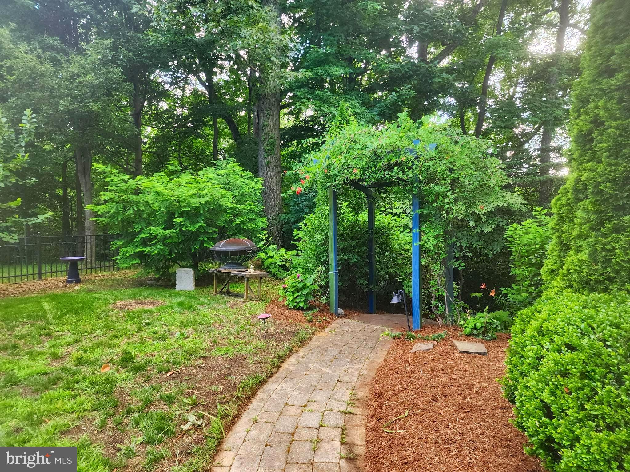 HERALD HARBOR - Residential