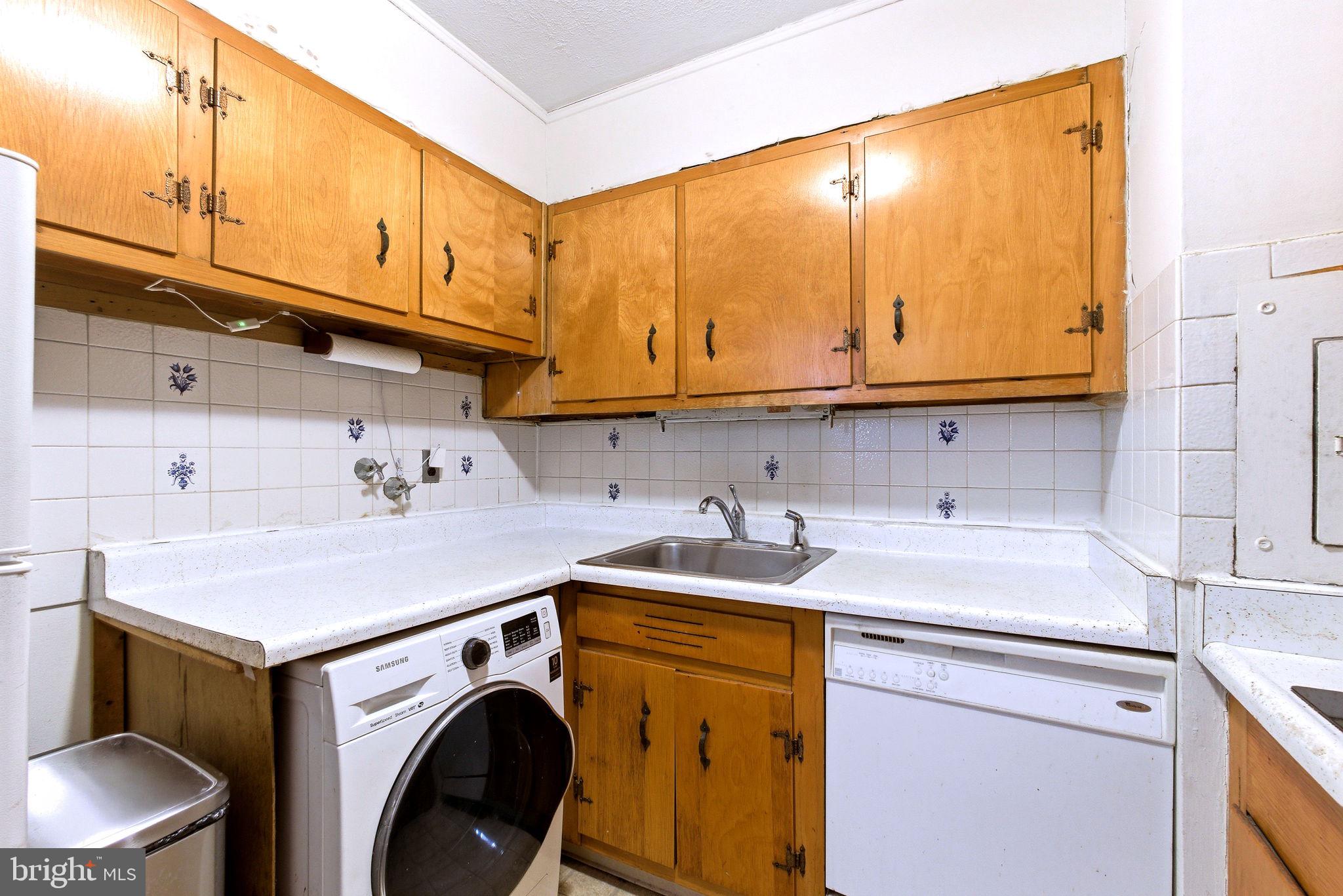 CENTER CITY - Residential