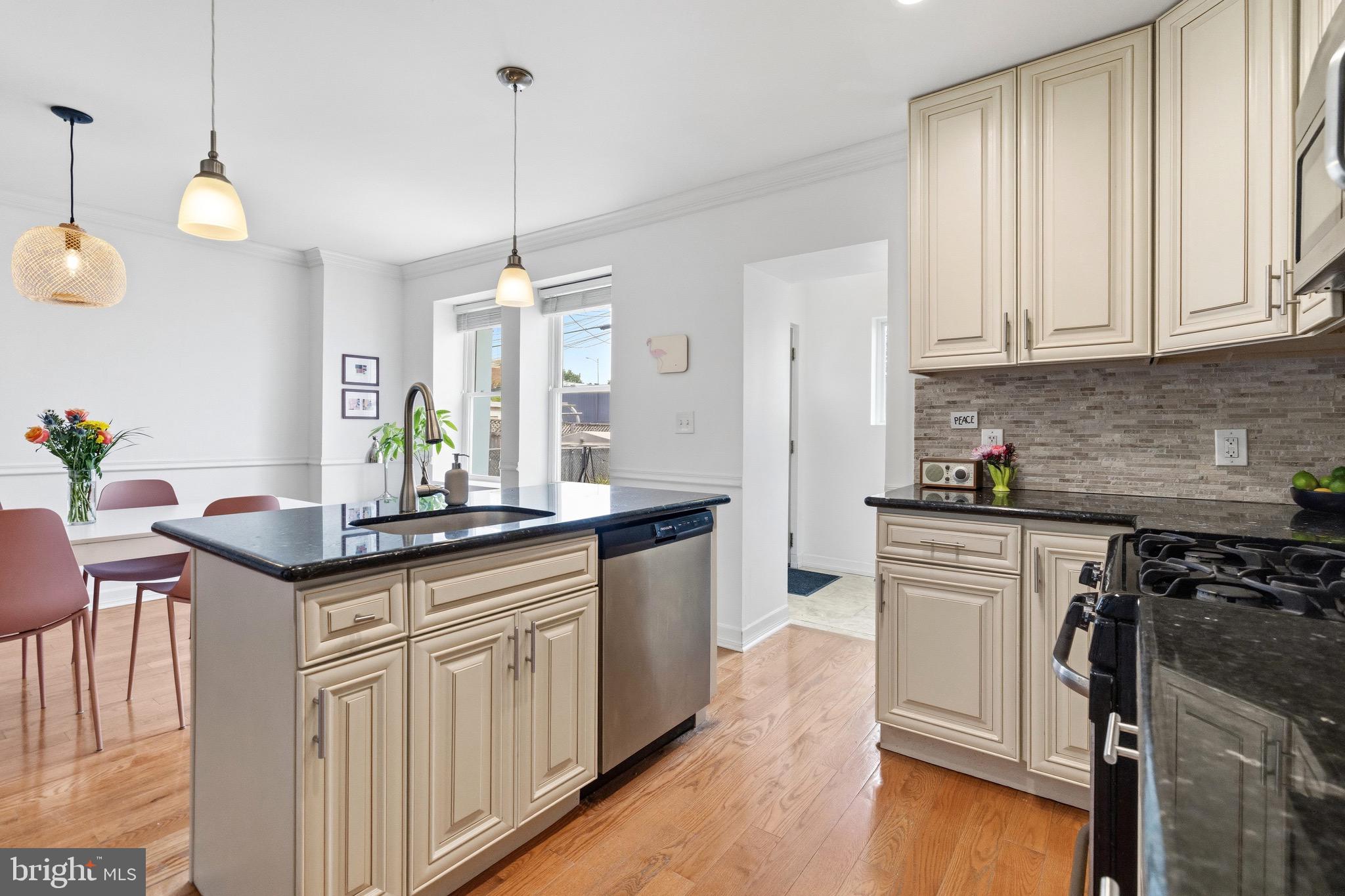 BRYN MAWR - Residential