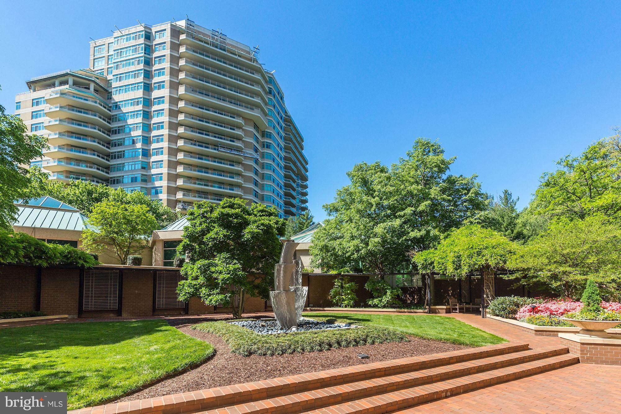 SOMERSET HOUSE CONDOS - Residential
