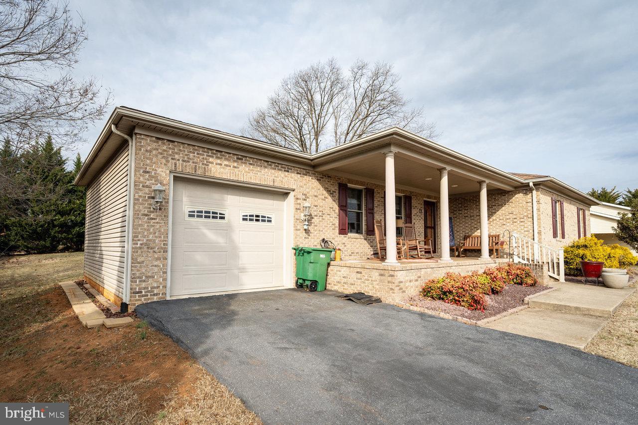 SUNRISE HILL - Residential
