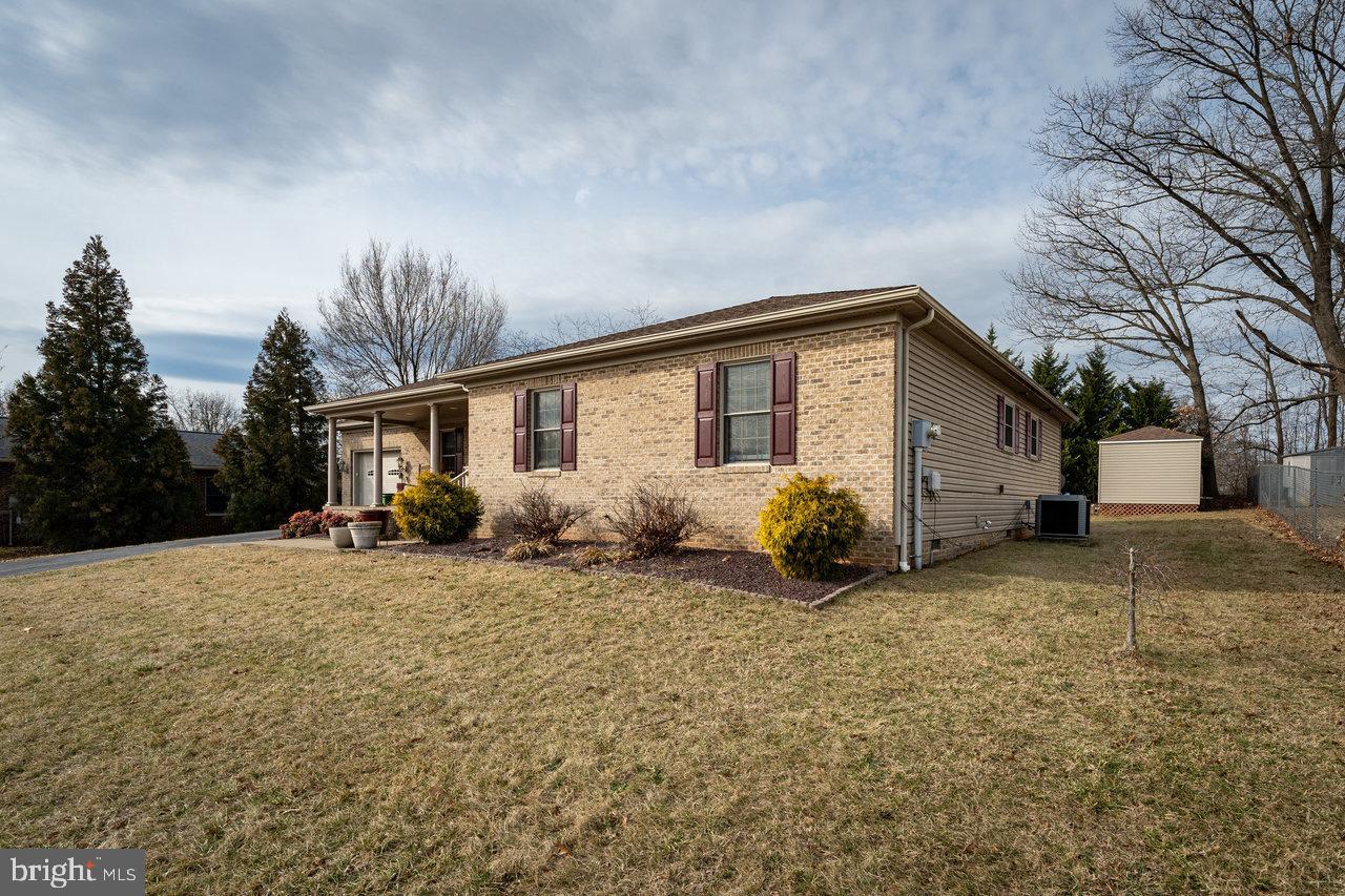 SUNRISE HILL - Residential