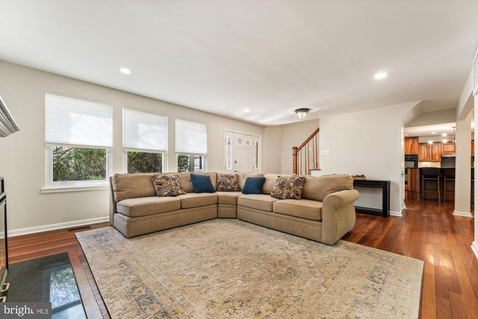TYSONS WOODS - Residential