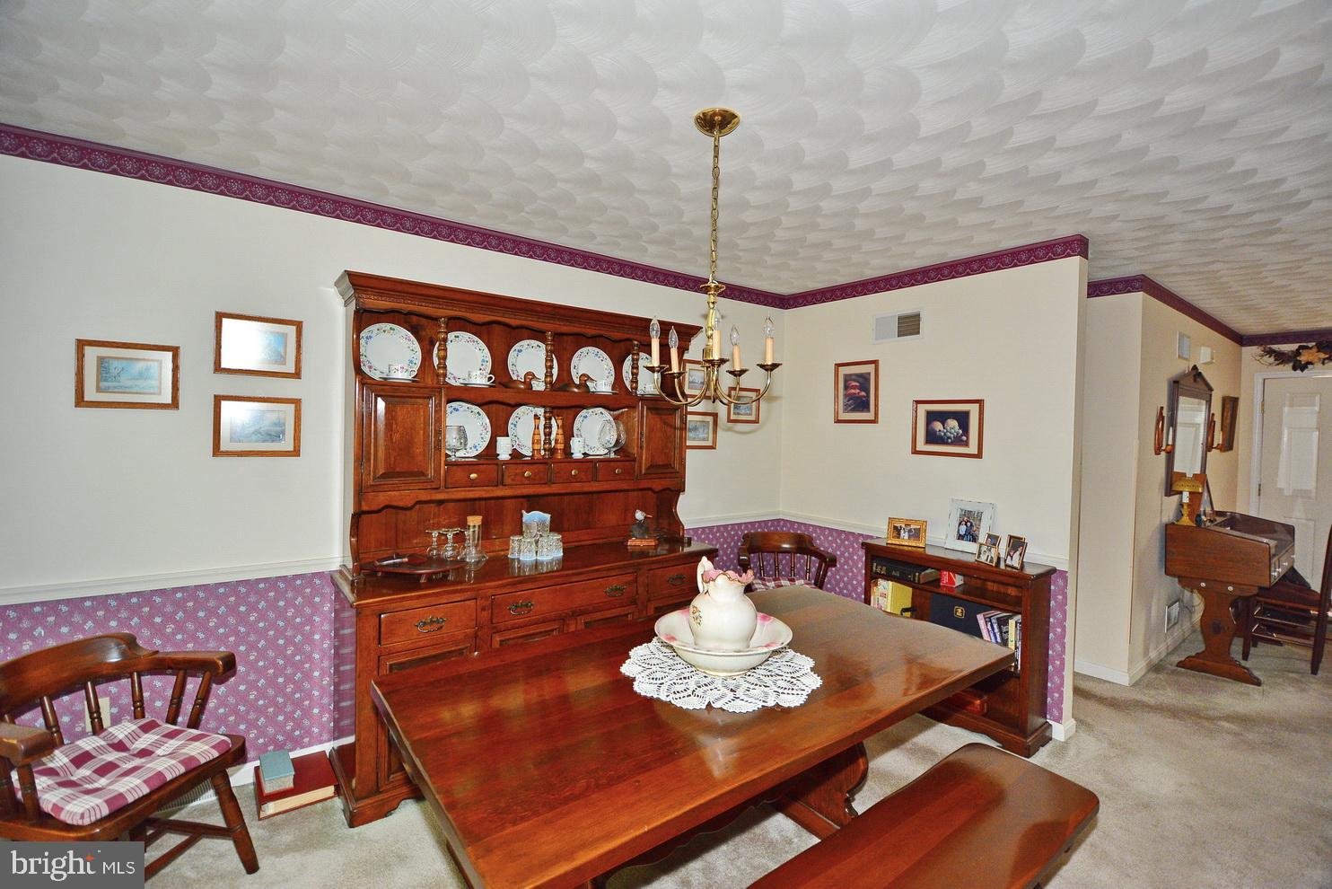 HICKORY HILLS - Residential