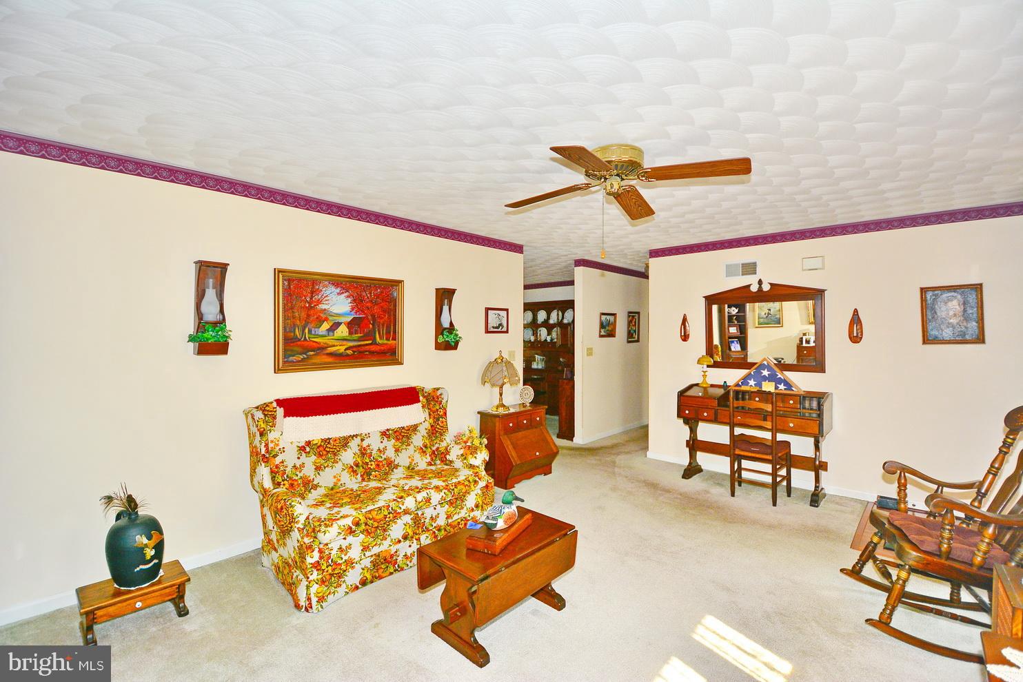 HICKORY HILLS - Residential
