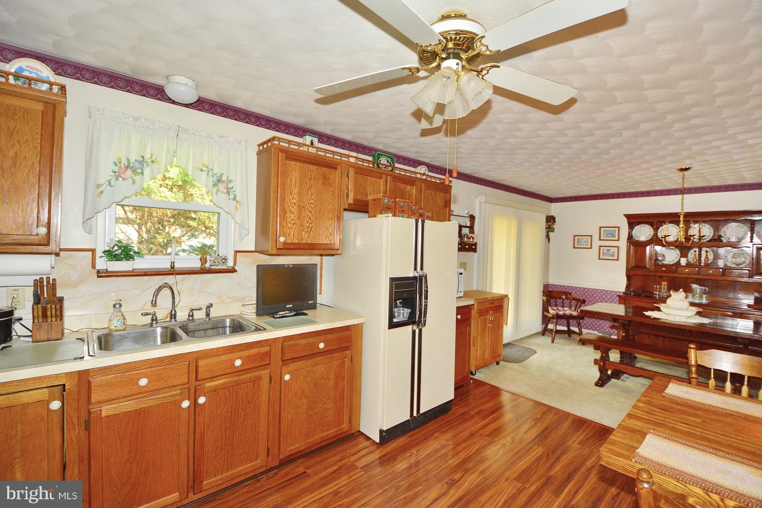 HICKORY HILLS - Residential