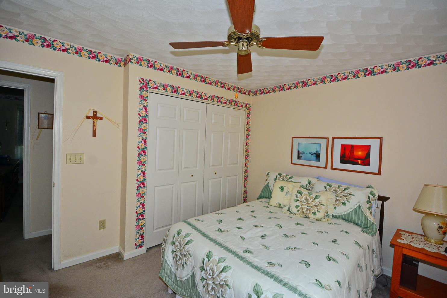 HICKORY HILLS - Residential
