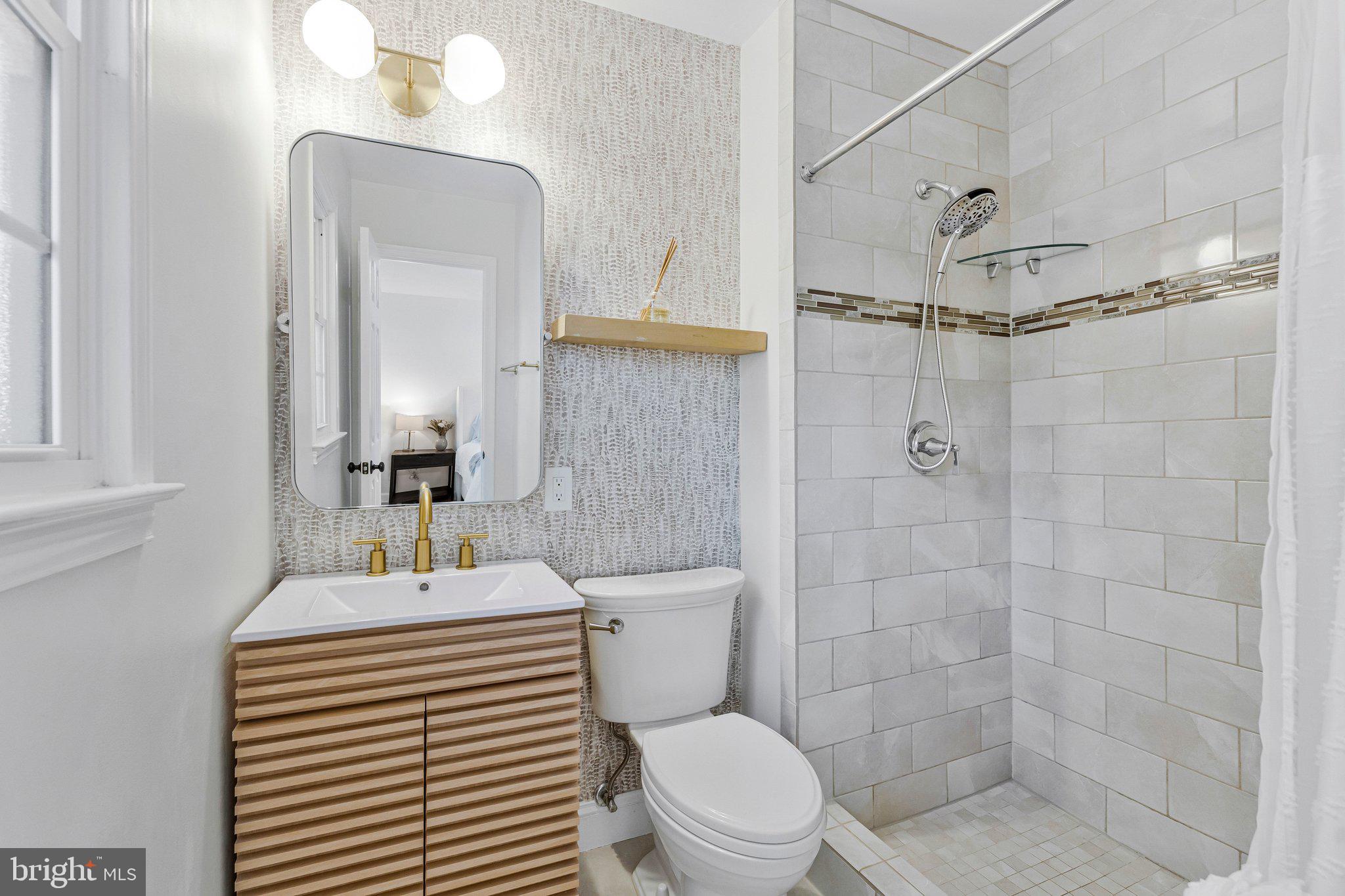 MIDDLERIDGE - Residential