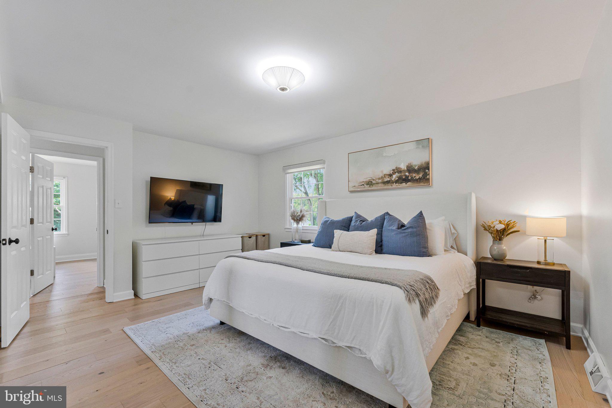 MIDDLERIDGE - Residential