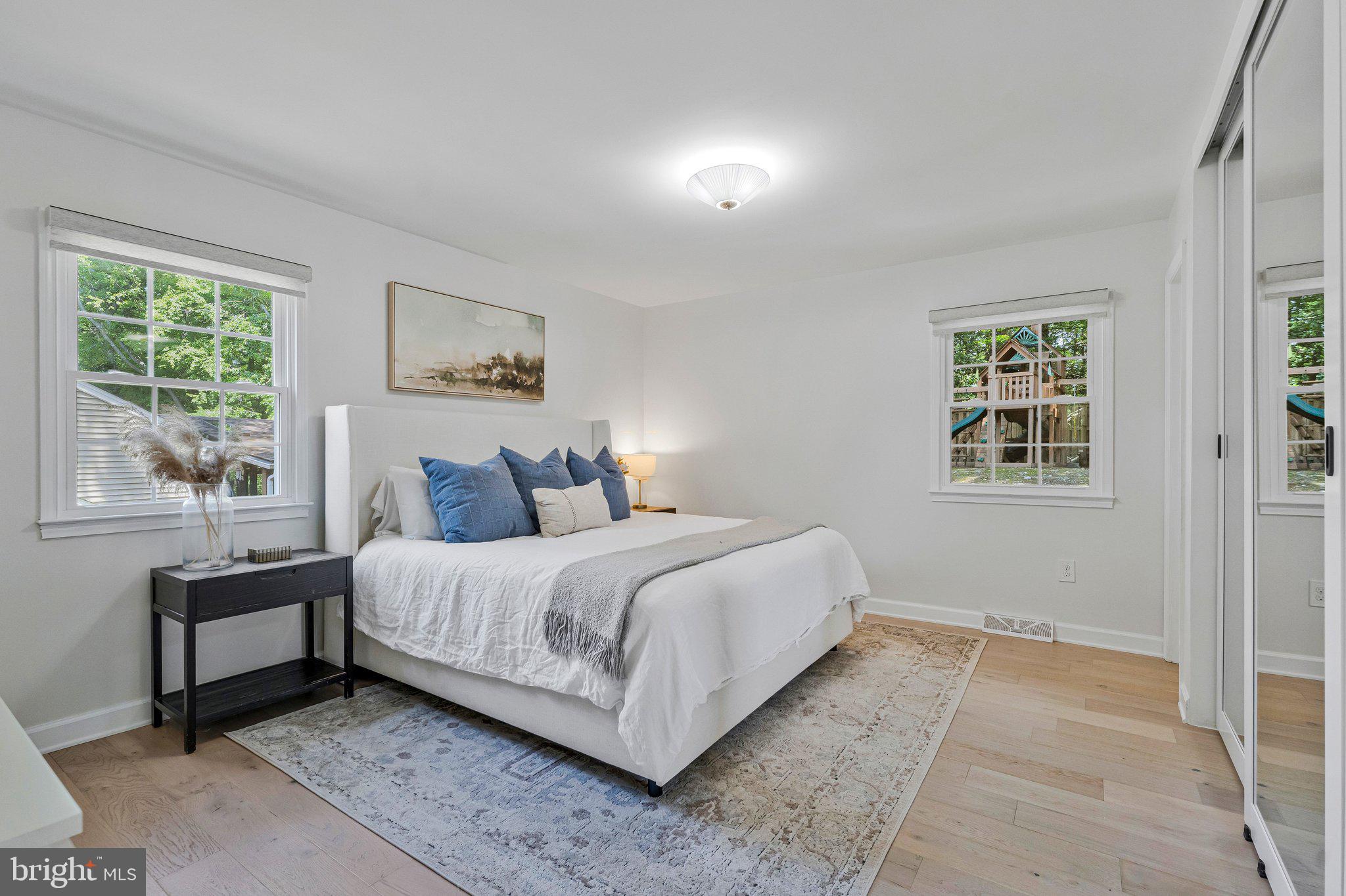 MIDDLERIDGE - Residential