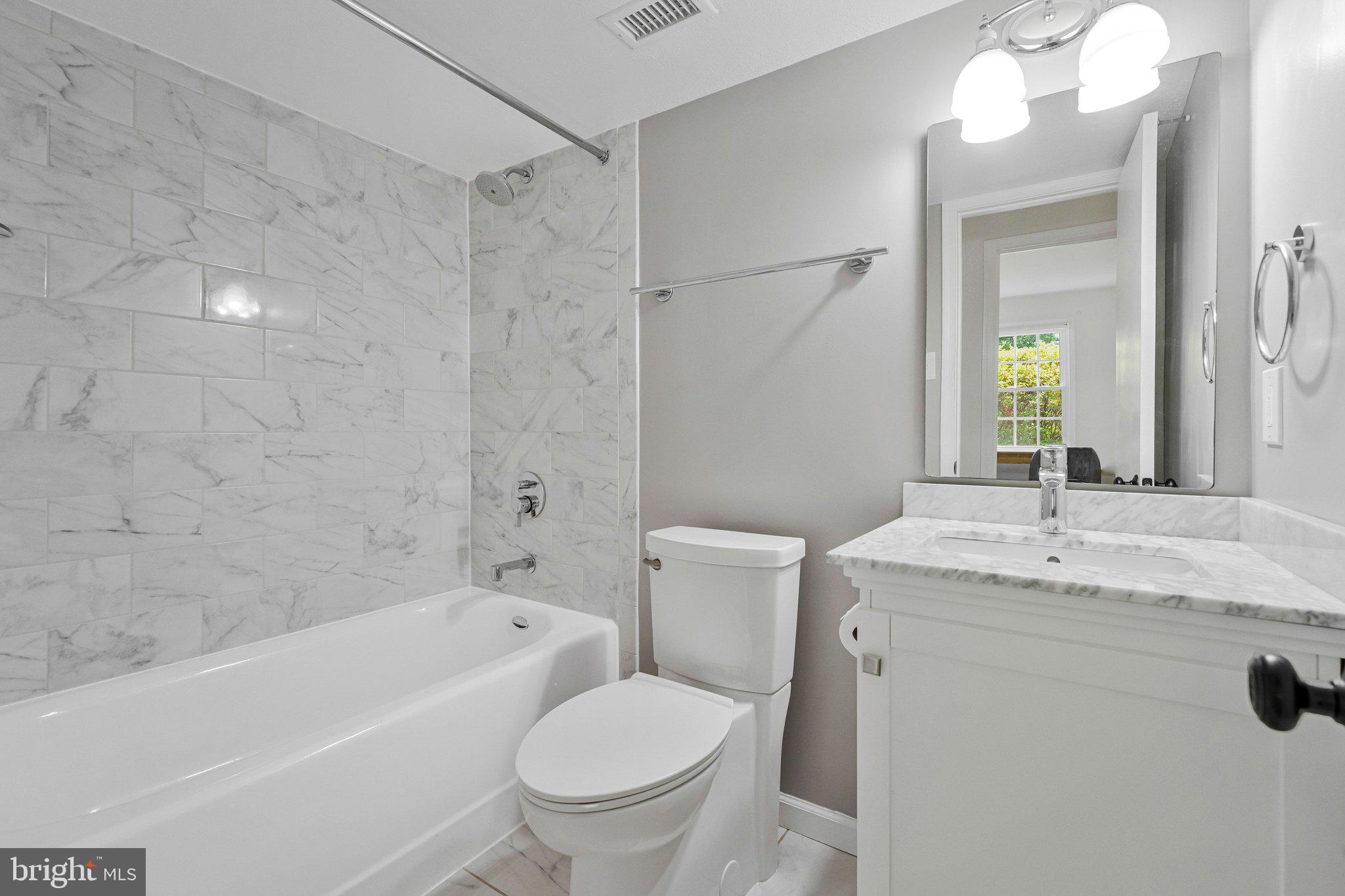 MIDDLERIDGE - Residential