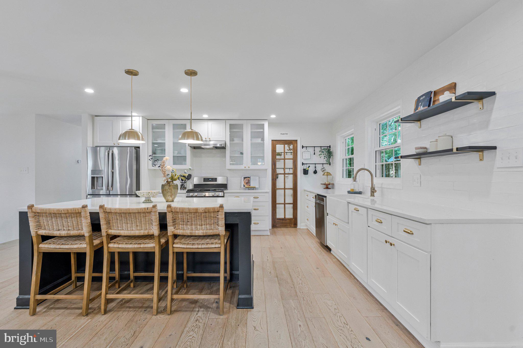 MIDDLERIDGE - Residential
