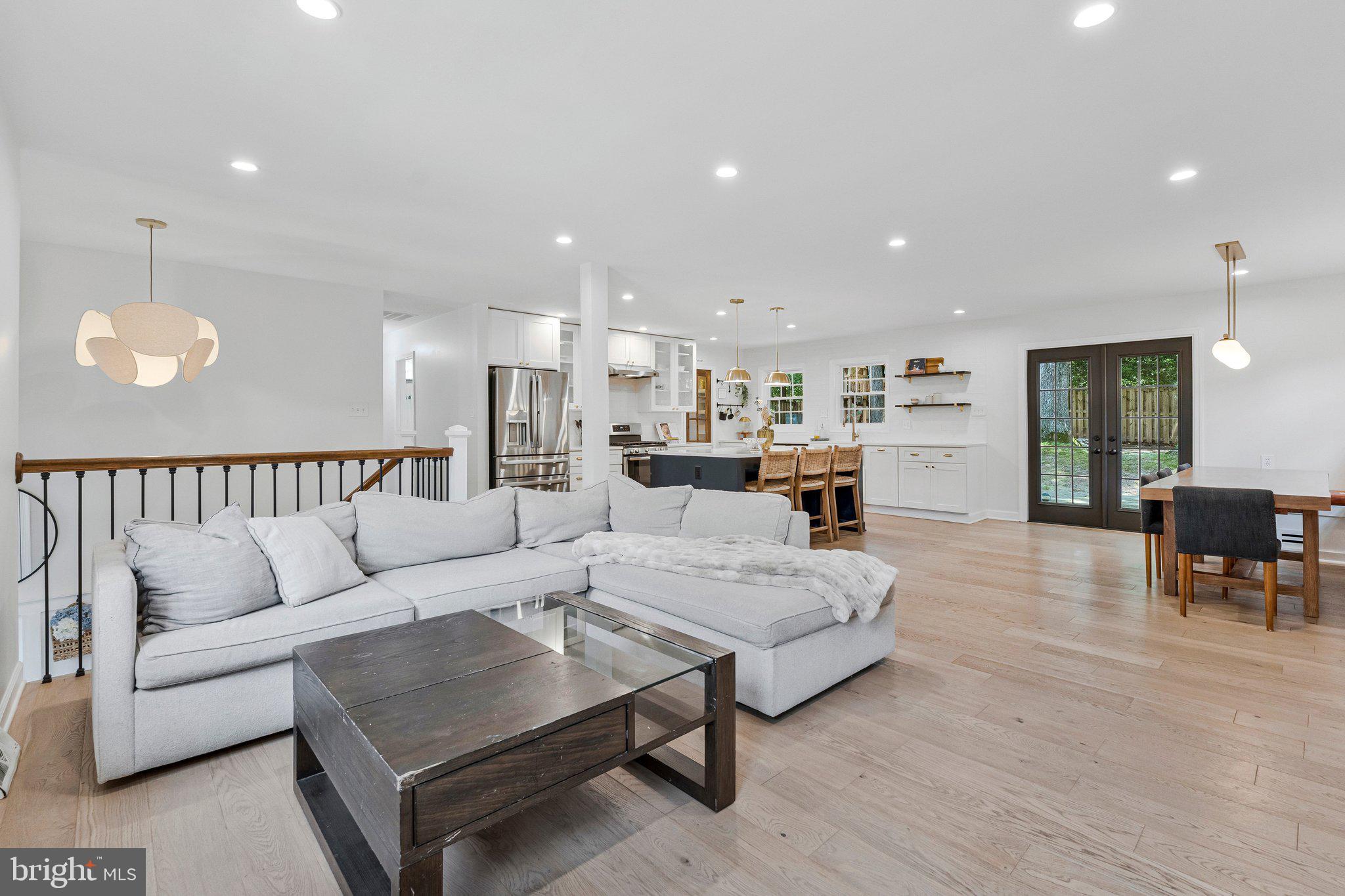 MIDDLERIDGE - Residential