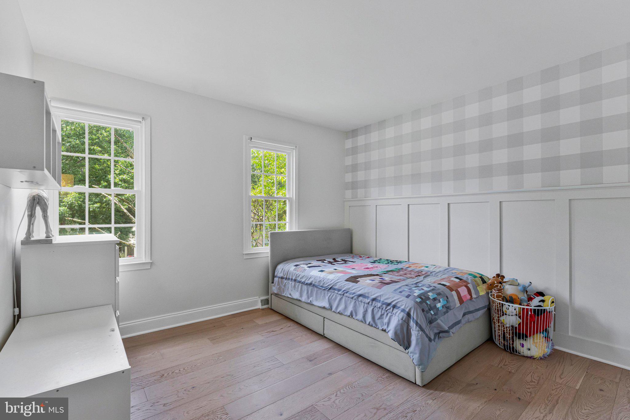 MIDDLERIDGE - Residential