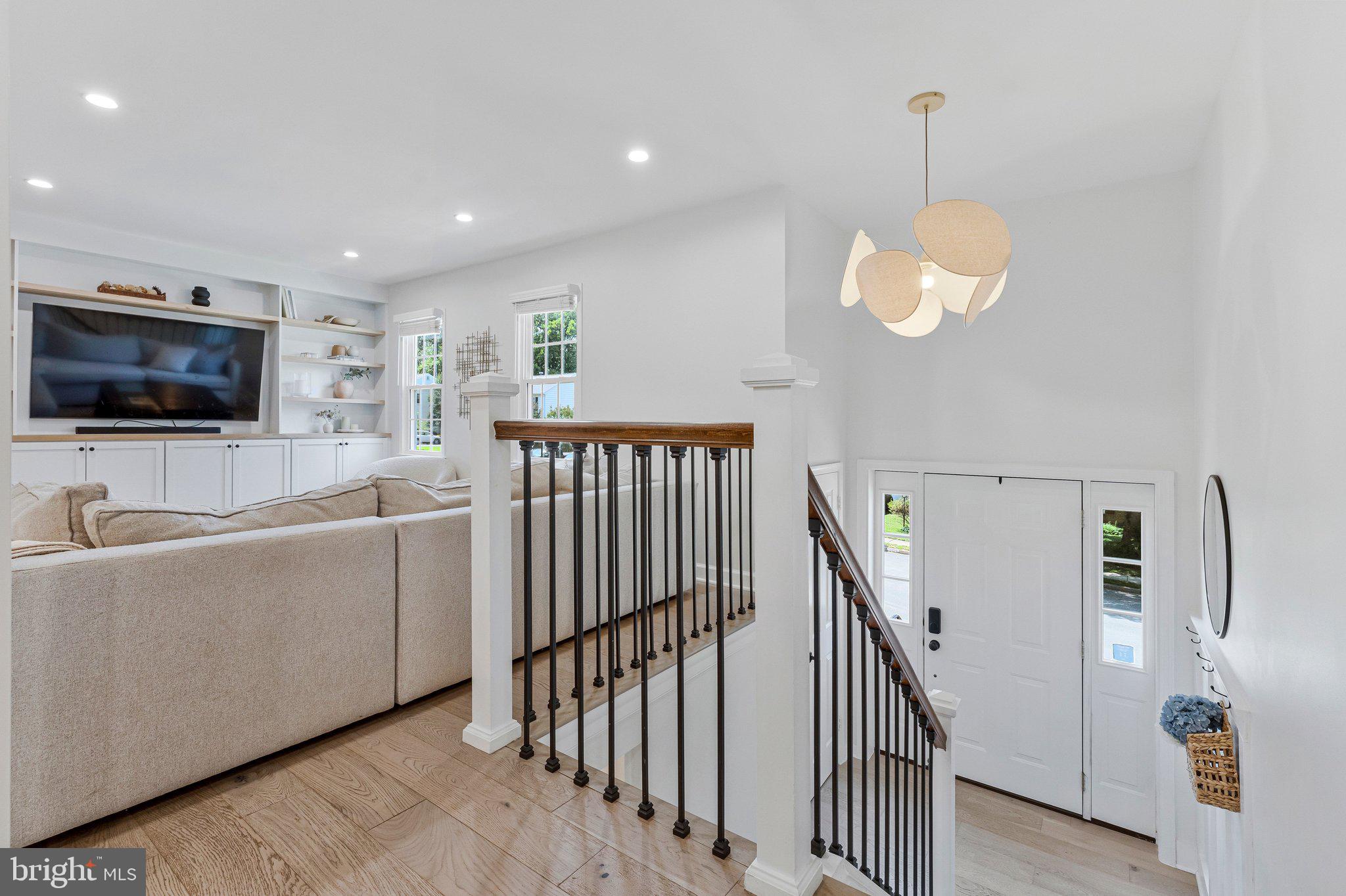 MIDDLERIDGE - Residential