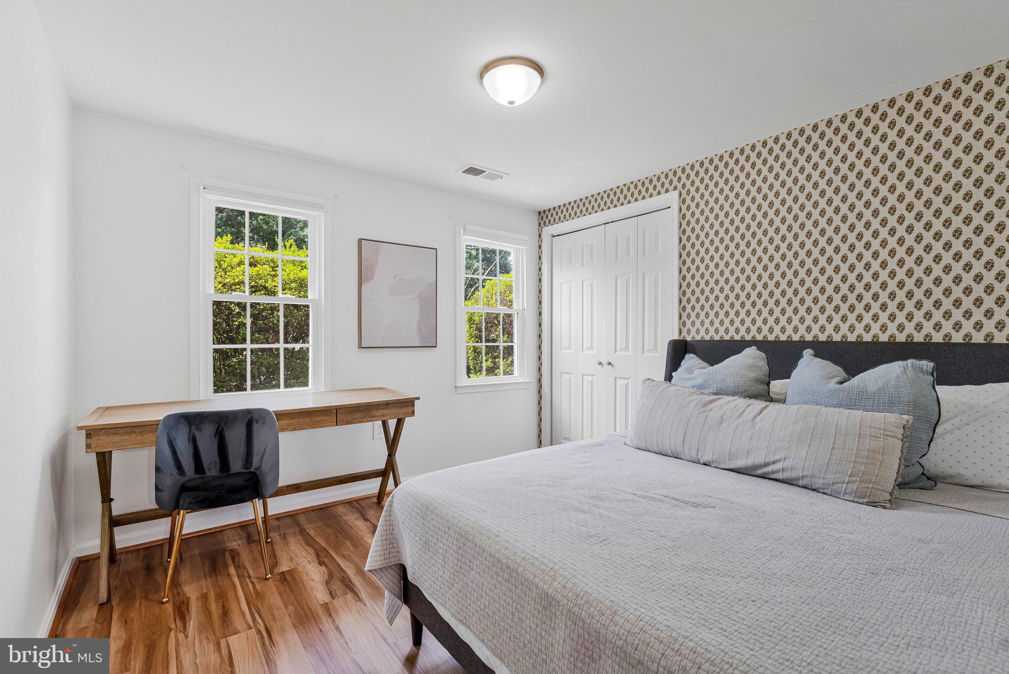 MIDDLERIDGE - Residential