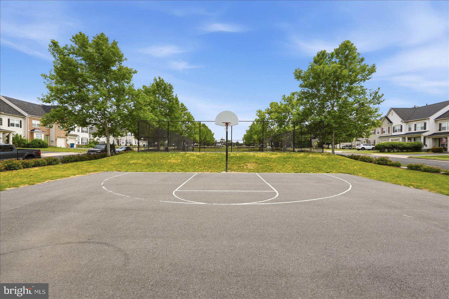 WAKELAND MANOR - Residential
