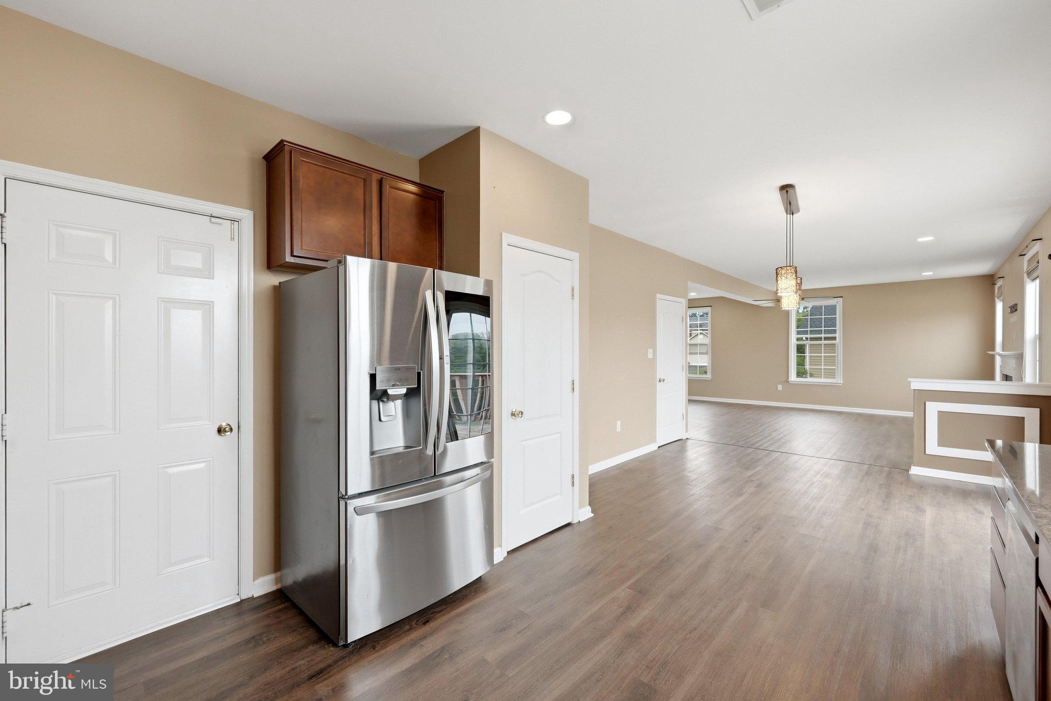WAKELAND MANOR - Residential