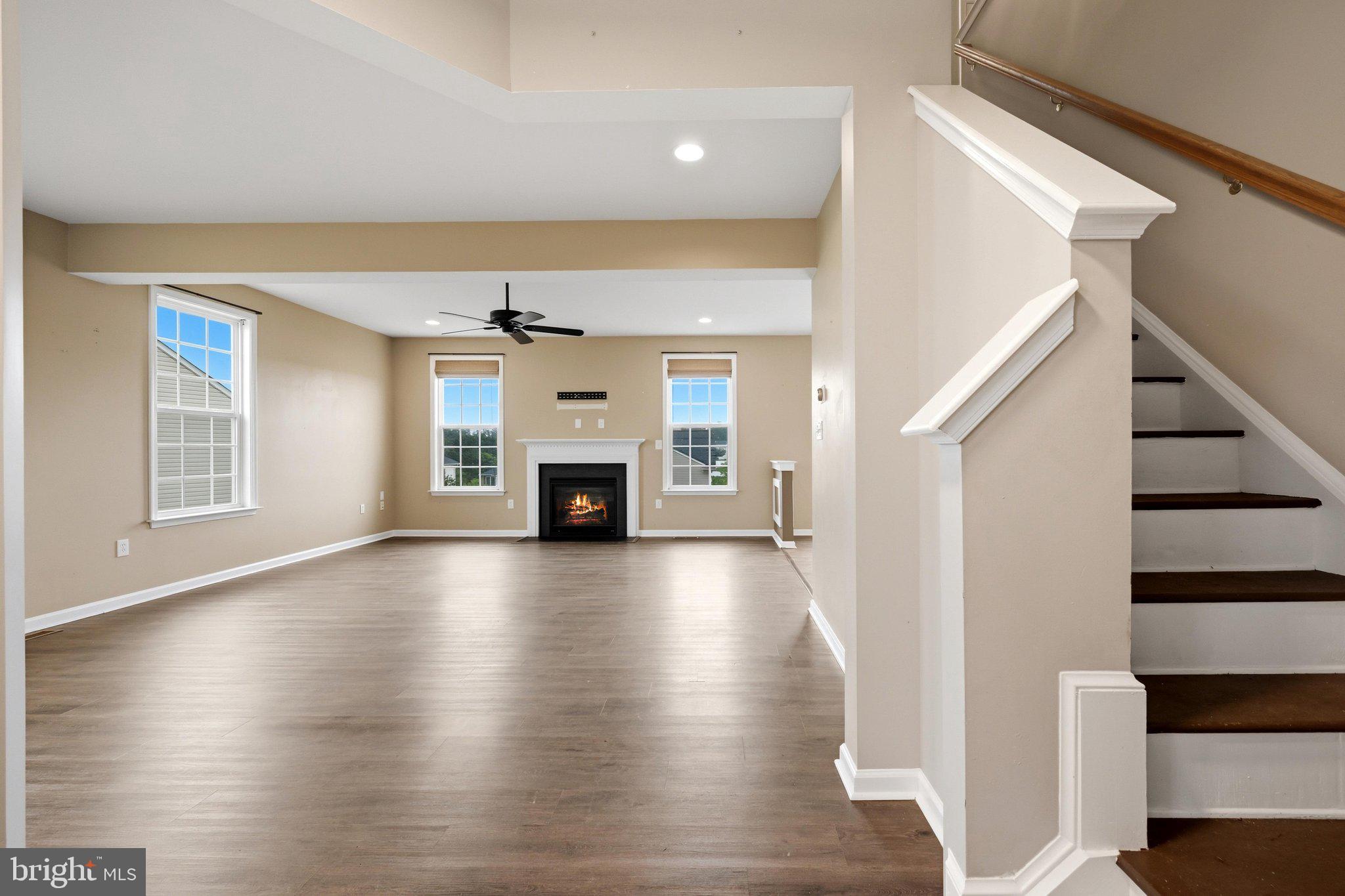WAKELAND MANOR - Residential
