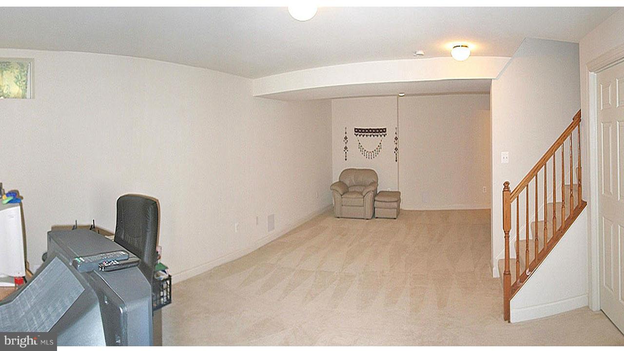 GREENWAY VILLAGE - Residential Lease
