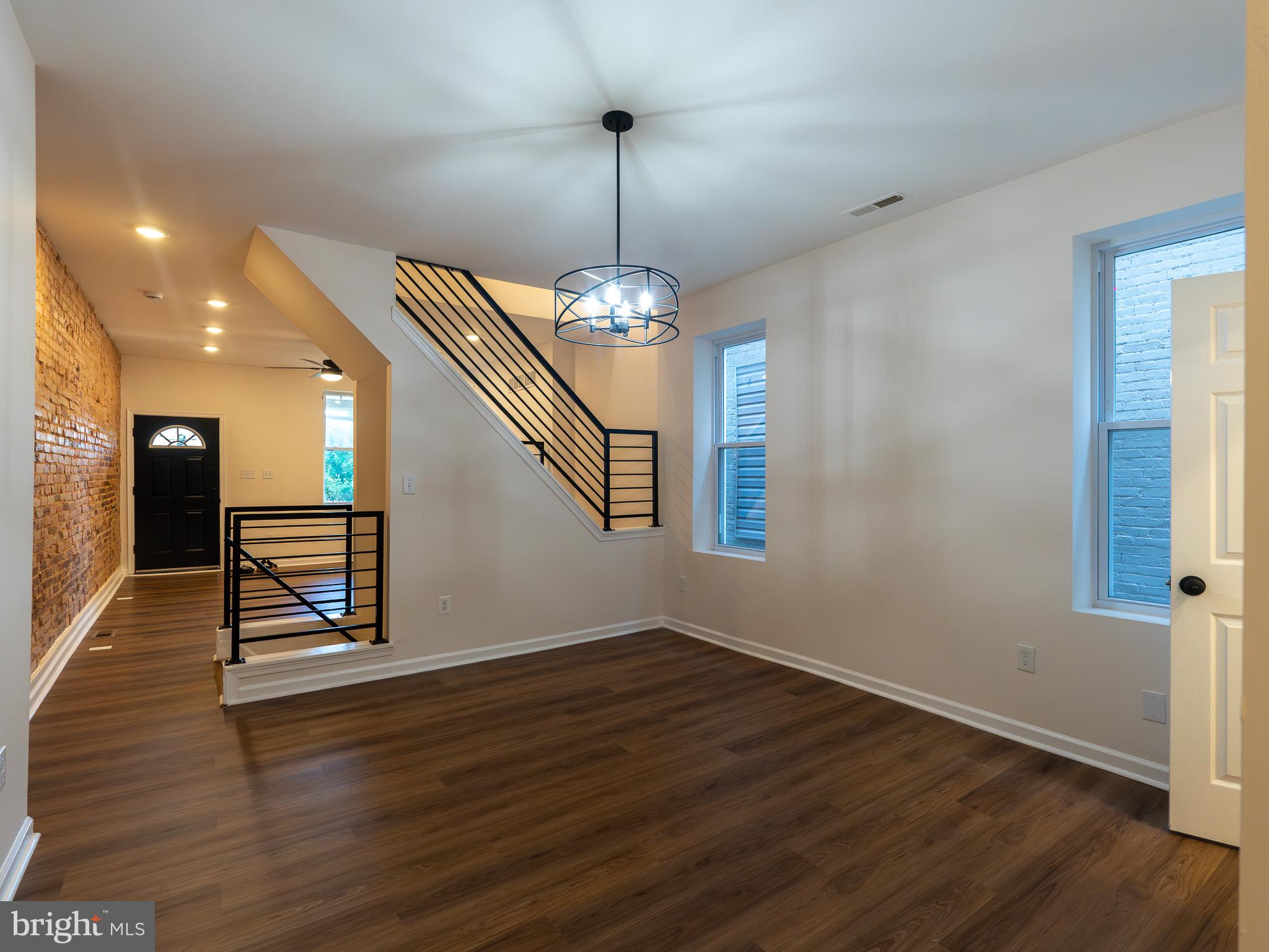 ROSEMONT - Residential