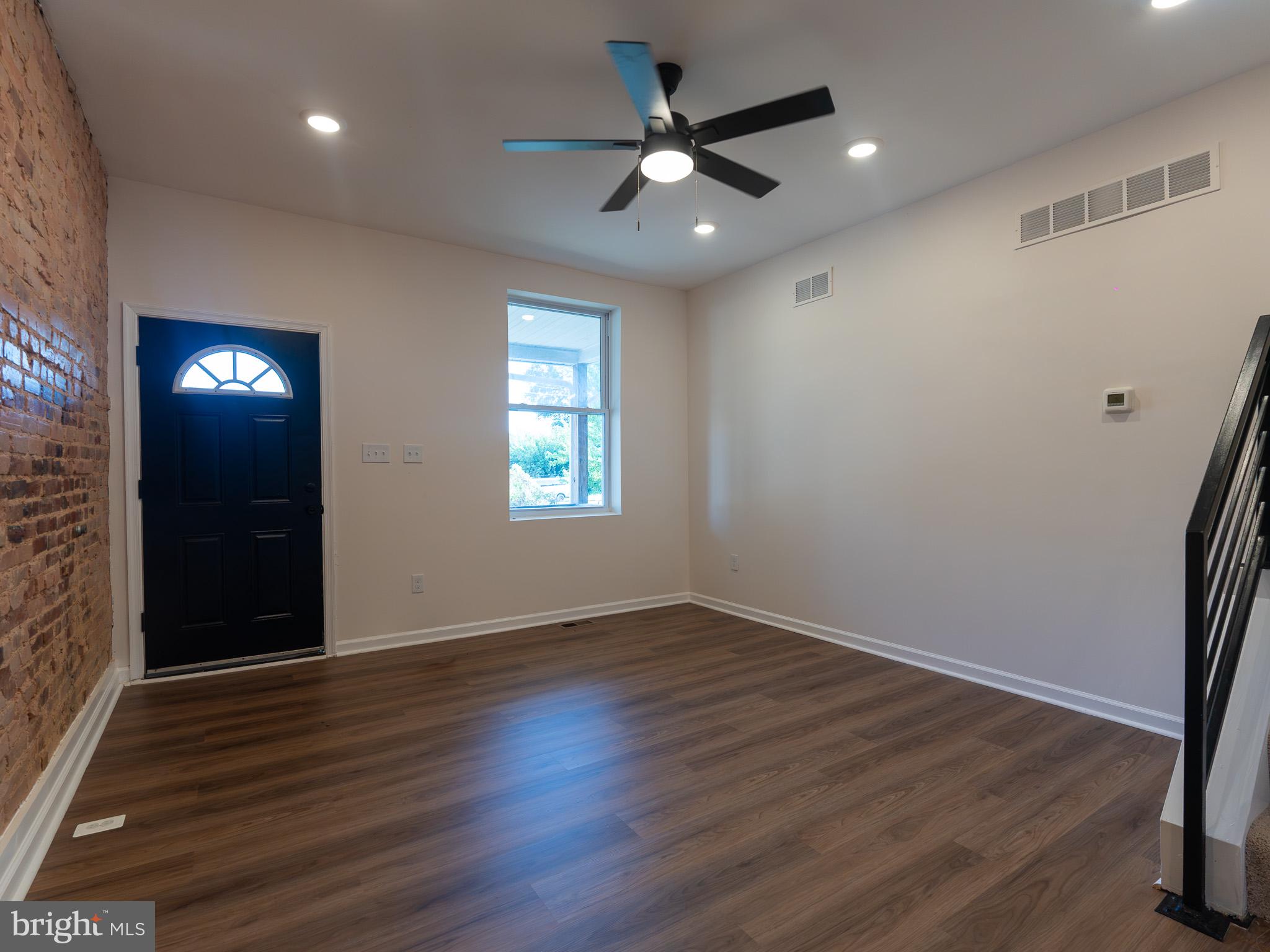 ROSEMONT - Residential