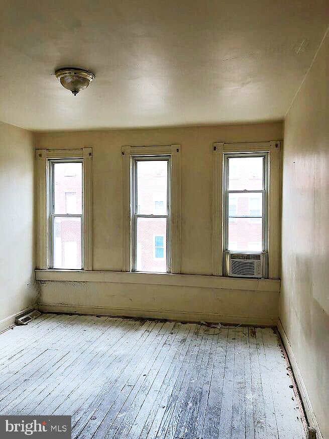 SANDTOWN-WINCHESTER - Residential