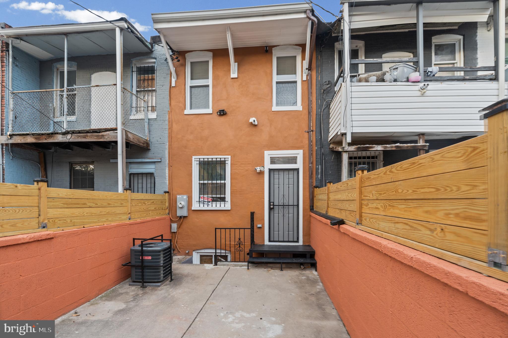HIGHLAND - Residential