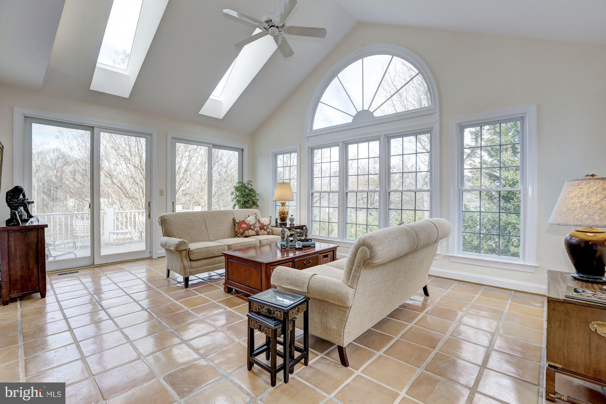 BEALLMOUNT GROVE - Residential