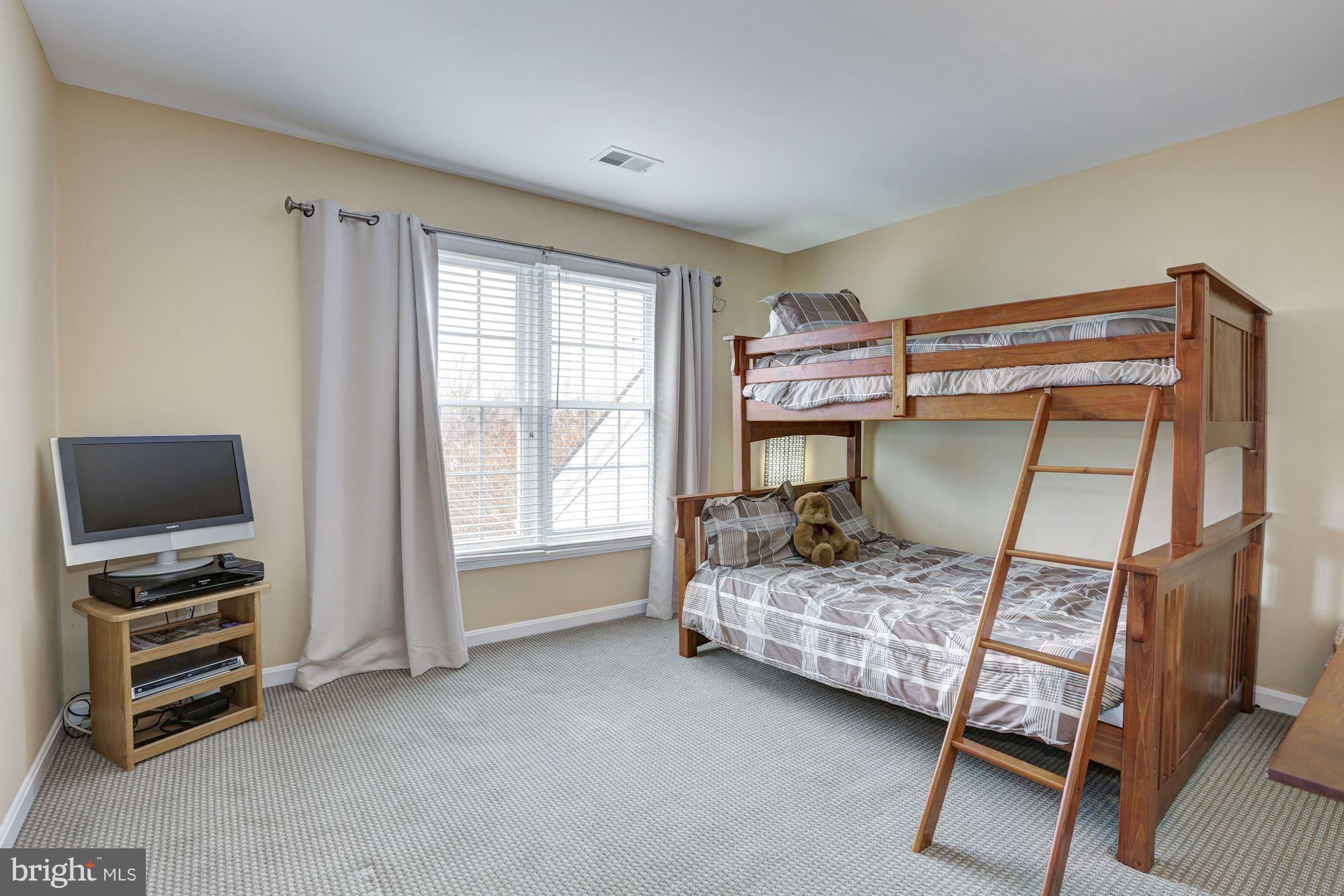 BEALLMOUNT GROVE - Residential